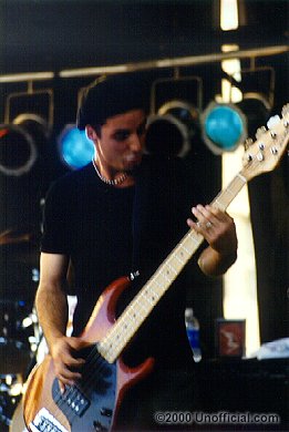 Omar Vall&eacute;jo of Vall&eacute;jo at Mother Earth Fest '99 at Celis Brewery, Austin, Texas
