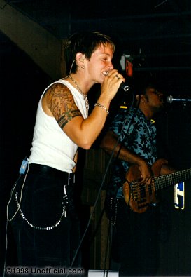 Patrice Pike and Darrell Phillips of Sister 7 at Dessau Music Hall, Pflugerville, Texas