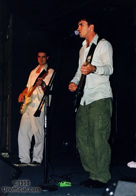 Tyrone Vaughan and Dan Dyer of Breedlove at Dessau Music Hall, Pflugerville, Texas