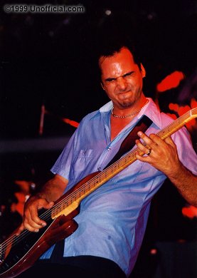 Omar Vall&eacute;jo of Vall&eacute;jo at Mother Earth Fest '99, Celis Brewery, Austin, Texas