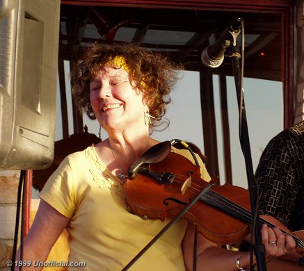 Sweet Mary Hattersley of Greezy Wheels at the Iguana Grill on Lake Travis
