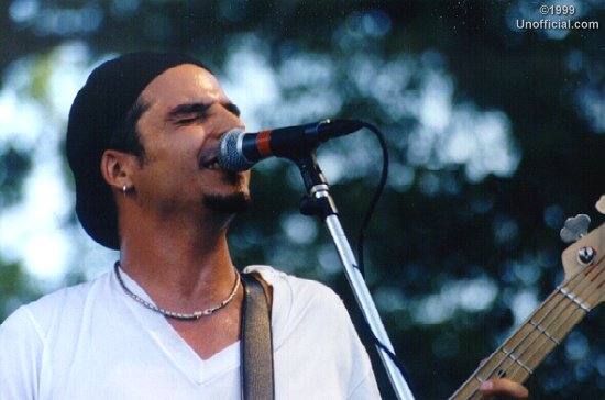 Omar Vall&eacute;jo of Vall&eacute;jo at Celis Hot Rocks '99, Waterloo Park, Austin, Texas