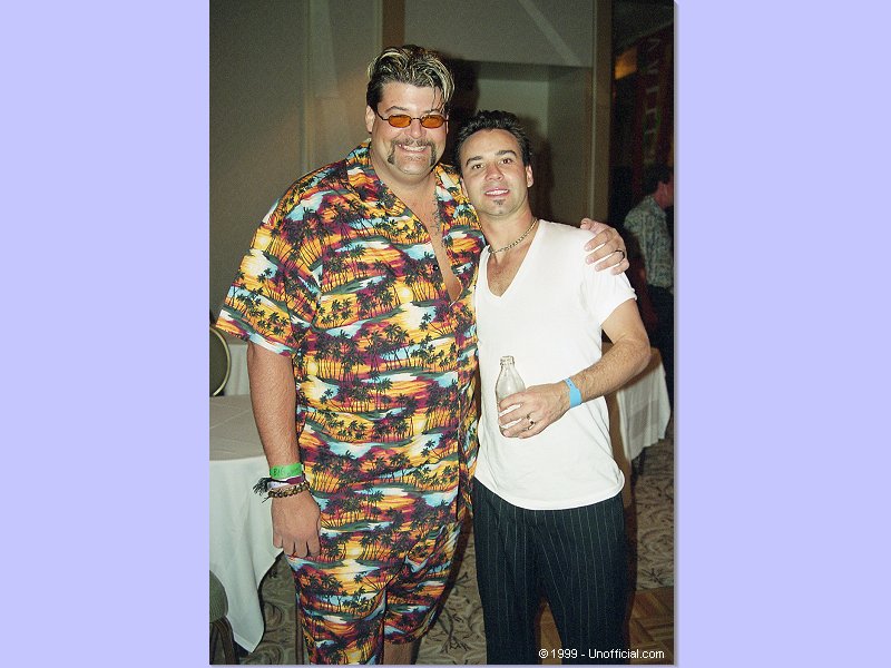 KLBJ-FM's Jeff 'Yetti' Gish and Valléjo's Bruce Castleberry at the Westin Maui Hotel, Ka'anapali, Maui